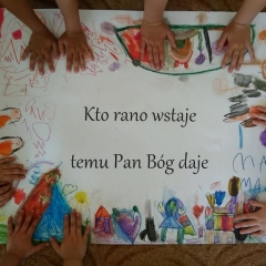 Warsztaty rękodzielnicze dla szkół i przedszkoli - Warsztaty z wyszywania makatki łańcuszkiem