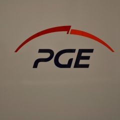 Minitargi w biurowcach Warszawy - PGE Polska Grupa Energetyczna S.A.