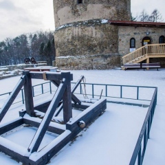 Wzgórze w Czchowie uzbrojone w atrakcje militarne