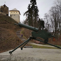 Wzgórze w Czchowie uzbrojone w atrakcje militarne